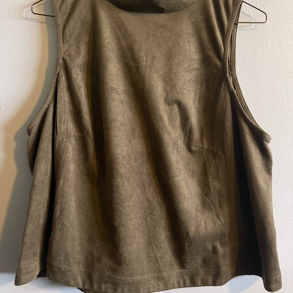 Wild Blue Sadie Robertson Sleeveless Top - Picture 4 of 8